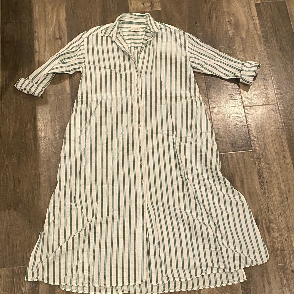 Universal Thread Green and White Striped Long Sleeve Dress